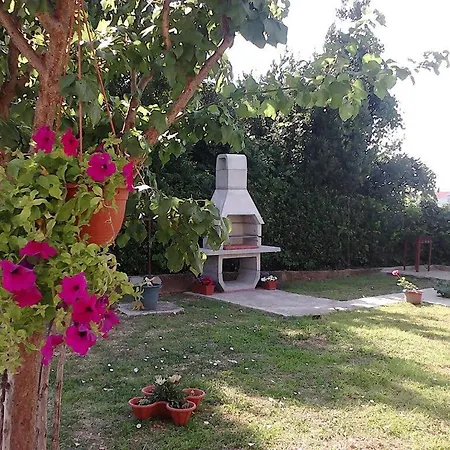 Cappuccino Apartman Kastela