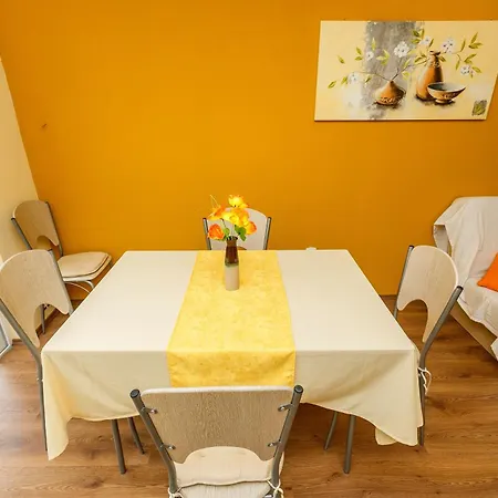 Cappuccino Apartment *