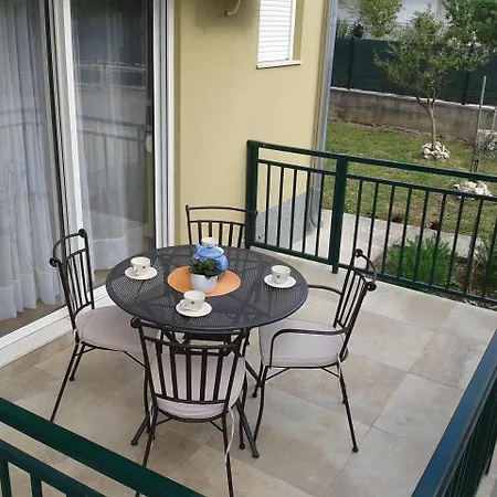 Cappuccino Kastela