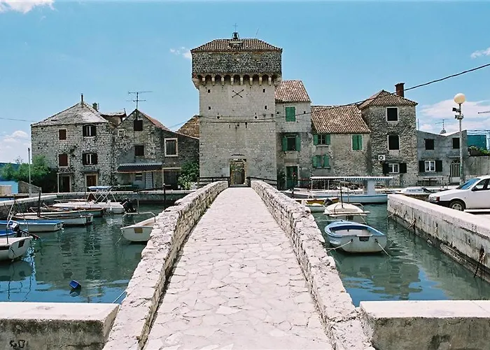 Cappuccino Kastela